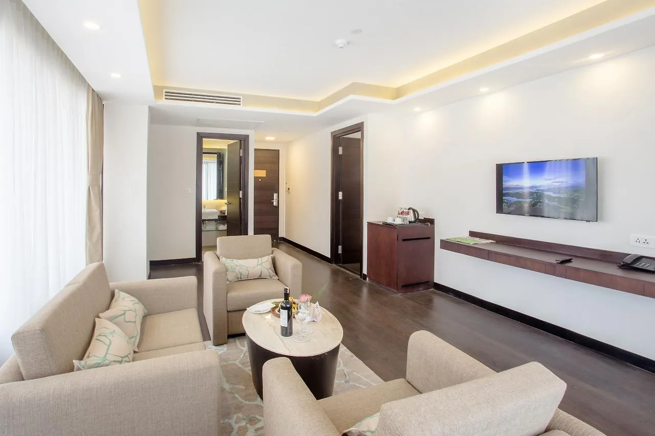 קטמנדו Hotel Mulberry 4*,  נפאל
